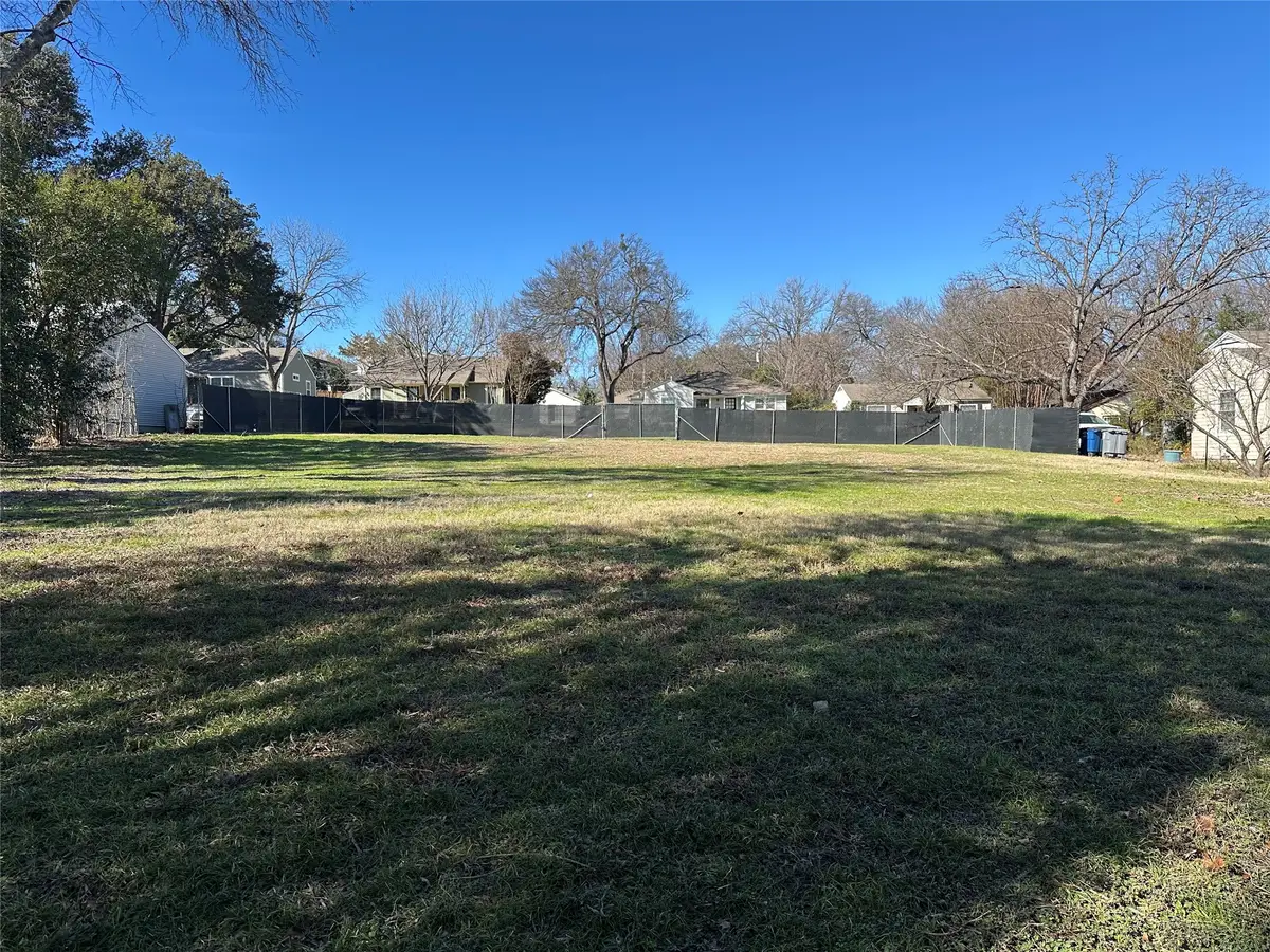 9538 Peninsula Drive, Dallas, TX 75218 - #1