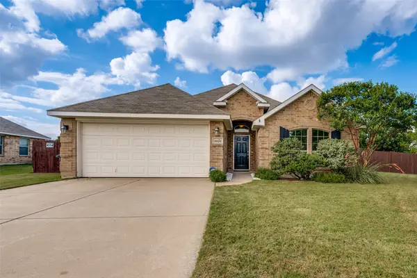 3920 Bonita Springs Drive, Fort Worth, TX 76123