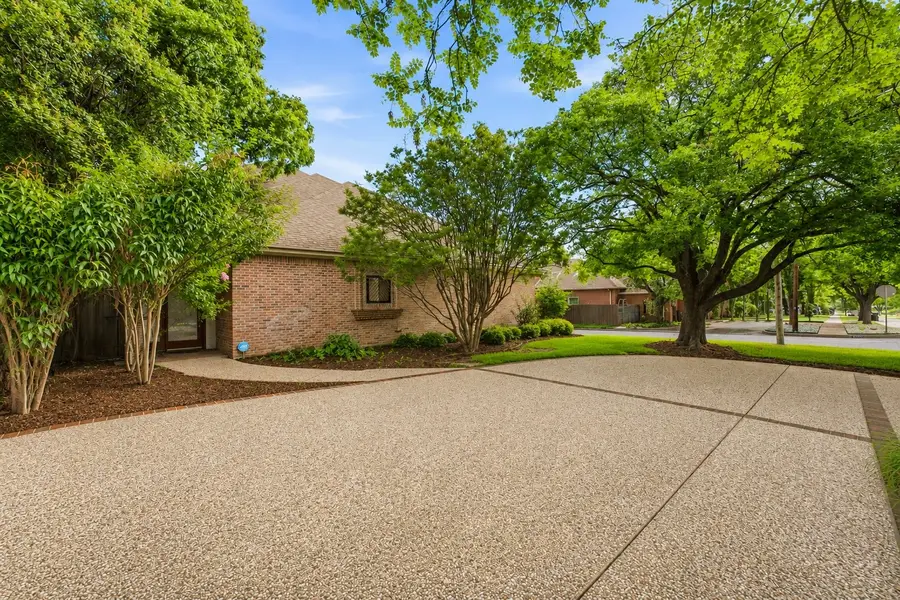 4000 W 5th Street, Fort Worth, TX 76107 - #2