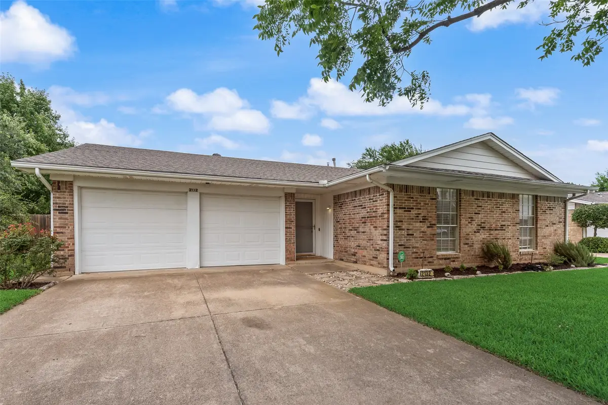 2132 Meandering Drive, Irving, TX 75060 - #1