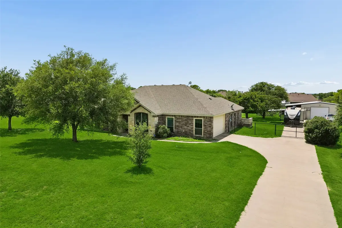107 Blue Ribbon Trail, Weatherford, TX 76087 - #1