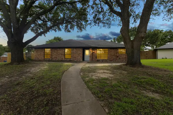 5302 Anchor Cove Circle, Garland, TX 75043
