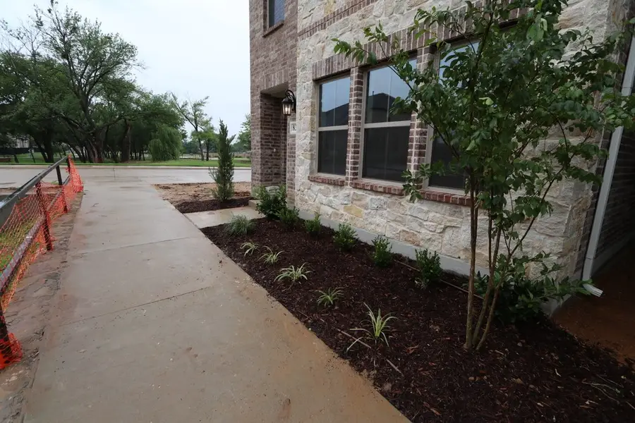 833 Tennessee Drive, Euless, TX 76040 - #2