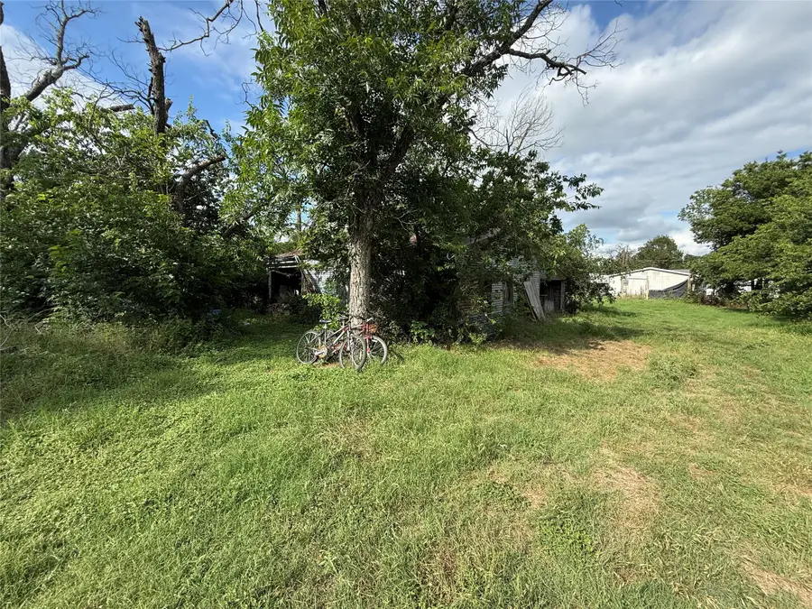 801 1/2 E Walcott Avenue, Comanche, TX 76442 - #3