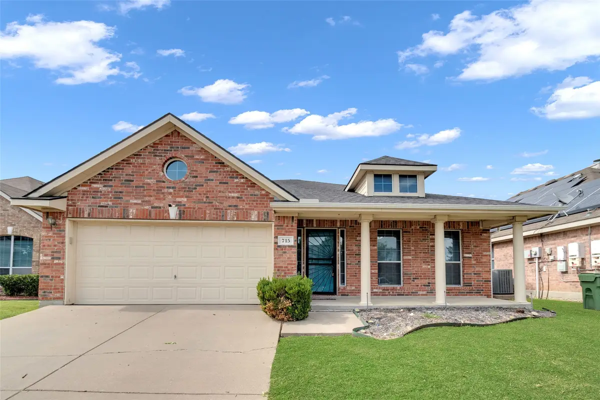715 W Milton Drive, Arlington, TX 76001 - #1