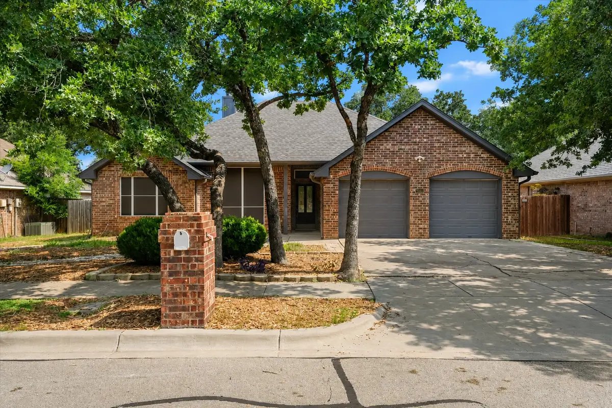 2305 Whispering Oaks, Denton, TX 76209 - #1