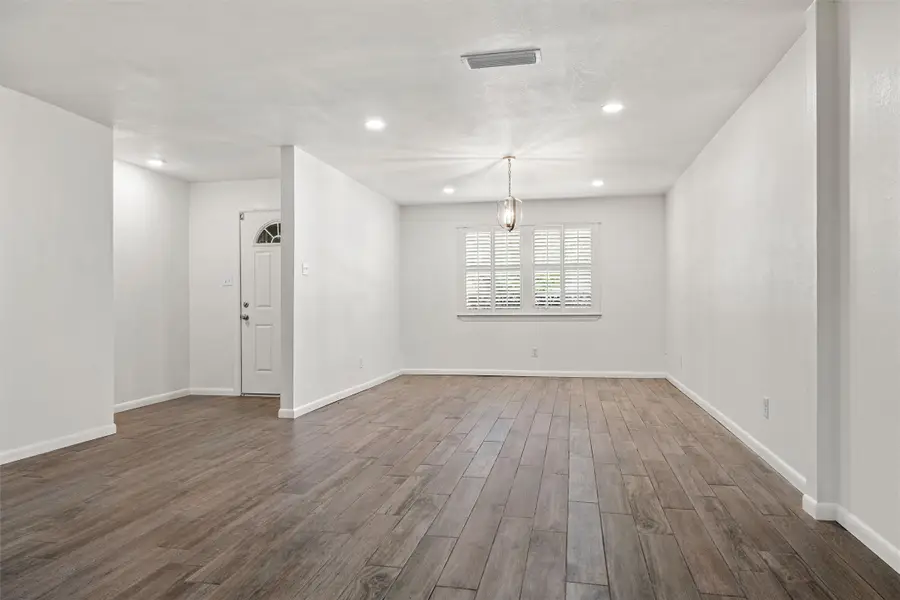 5605 Wales Avenue, Fort Worth, TX 76133 - #3
