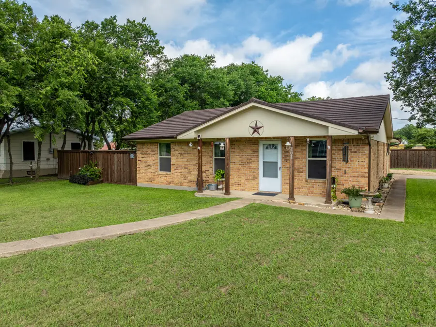 201 E Main Street, Avalon, TX 76623 - #3