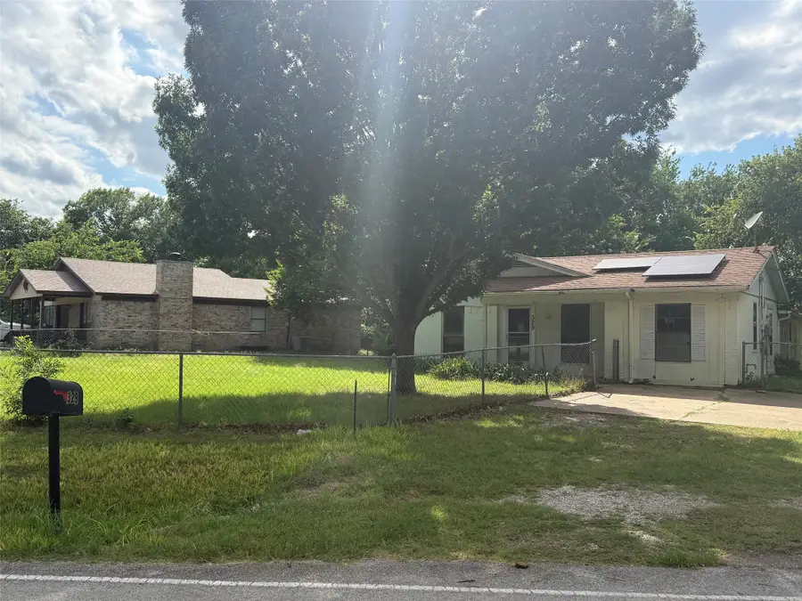 329 Walnut Avenue, Azle, TX 76020 - #2