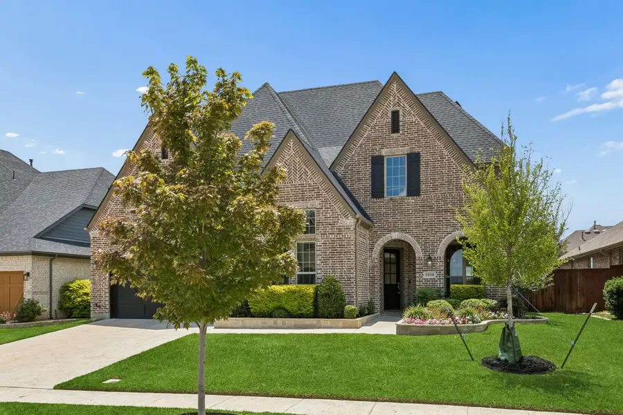 1104 Highpoint Way, Roanoke, TX 76262 - #3