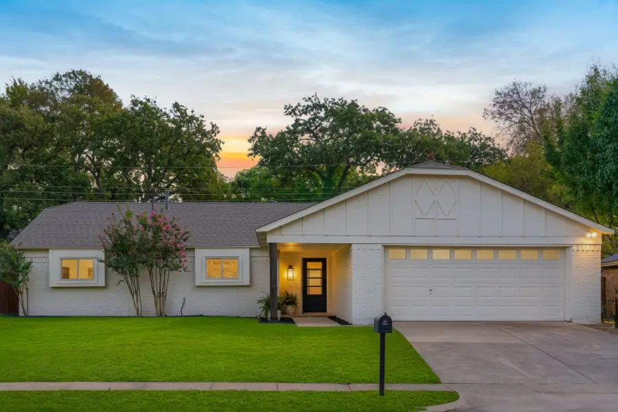 2212 Mountainview Drive, Hurst, TX 76054 - #2