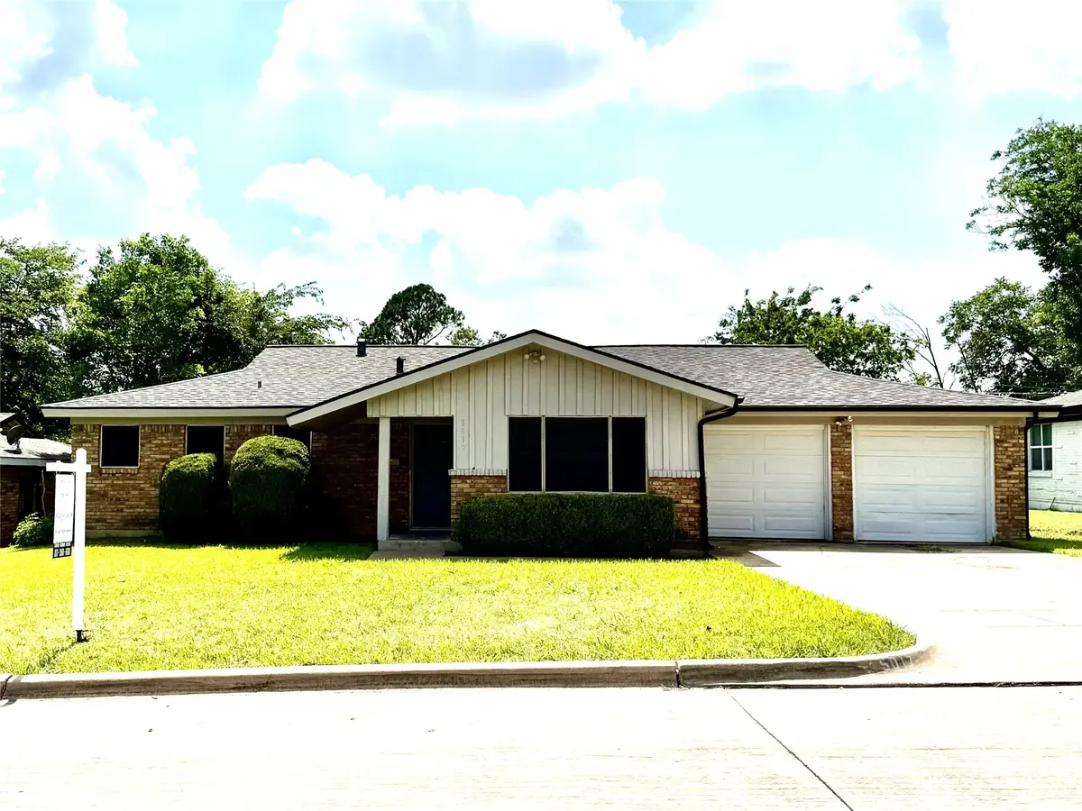 5017 Wyoming Trail, North Richland Hills, TX 76180 - #1