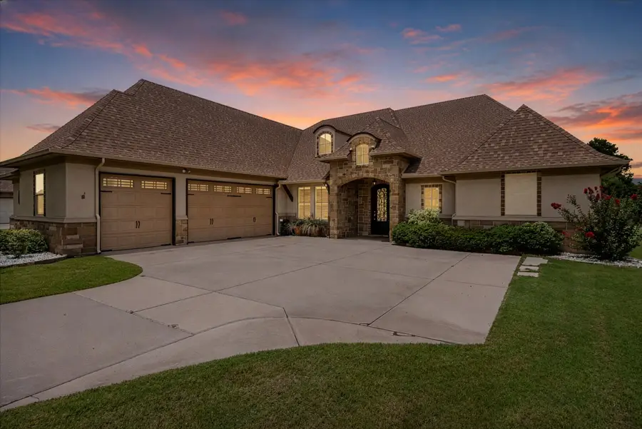 1011 Sunset Bay Court, Granbury, TX 76048 - #2
