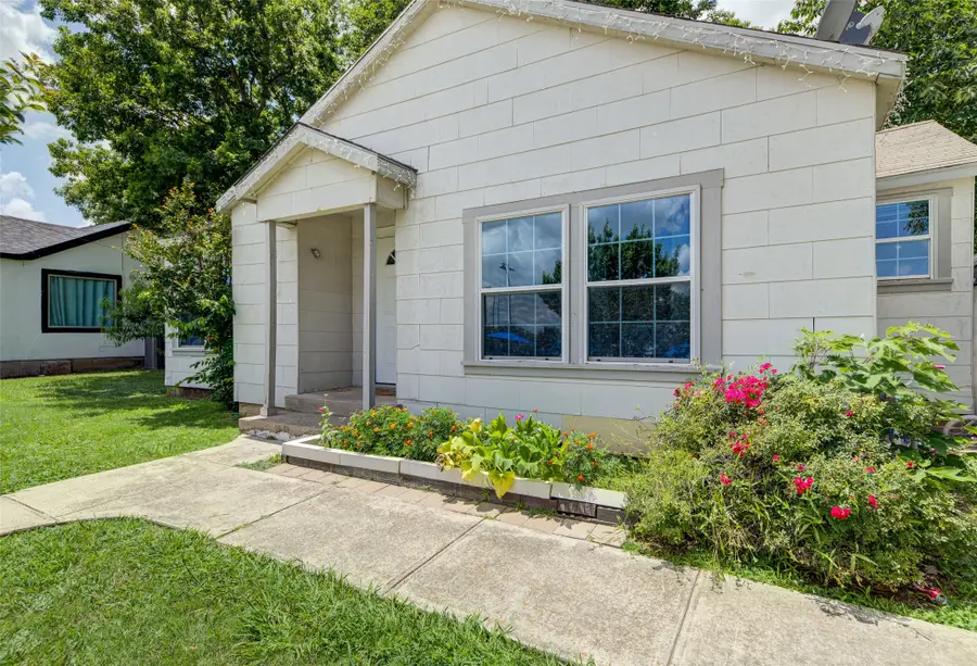 307 N Miller Street, Decatur, TX 76234 - #2