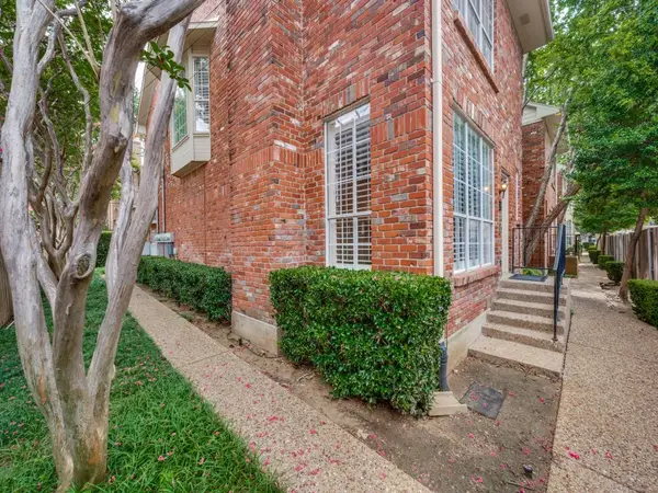 5907 Hillcrest Avenue #C1, University Park, TX 75205