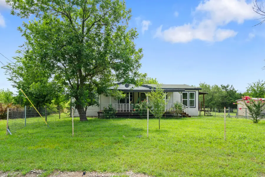 1006 S Telegraph Circle, Quinlan, TX 75474 - #2