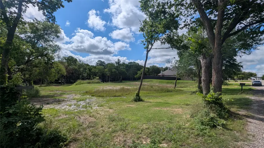 307 Ridgeview Road, Sherman, TX 75092 - #2