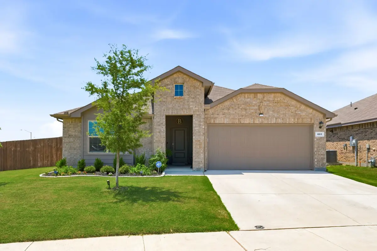 601 Emmons Creek Street, Justin, TX 76247 - #1