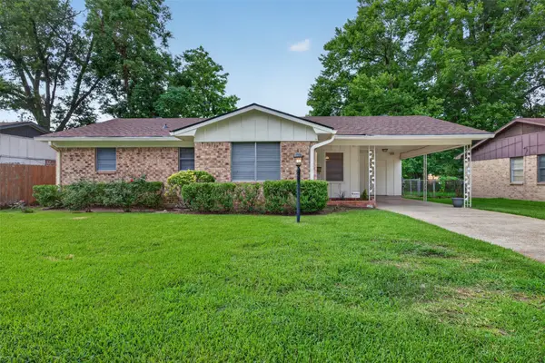 3329 Red Bud Lane, Shreveport, LA 71108