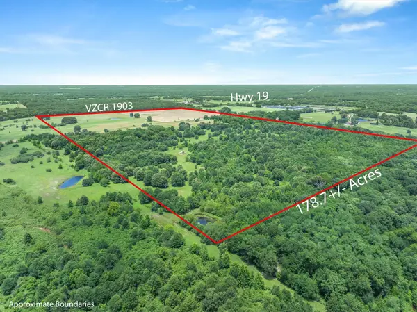 3300 Vzcr 1903, Edgewood, TX 75117