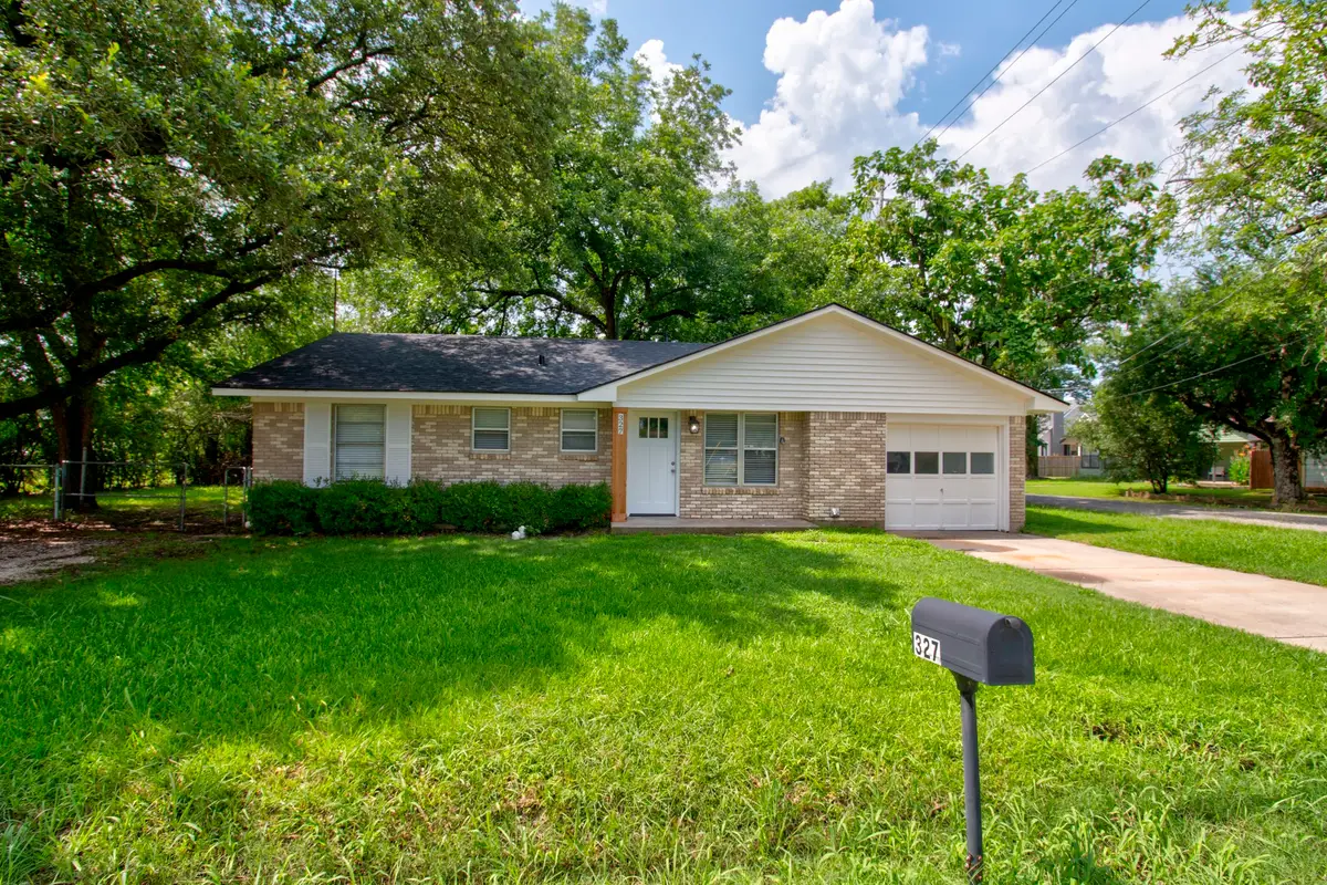327 W Mckinney Street, Pilot Point, TX 76258 - #1
