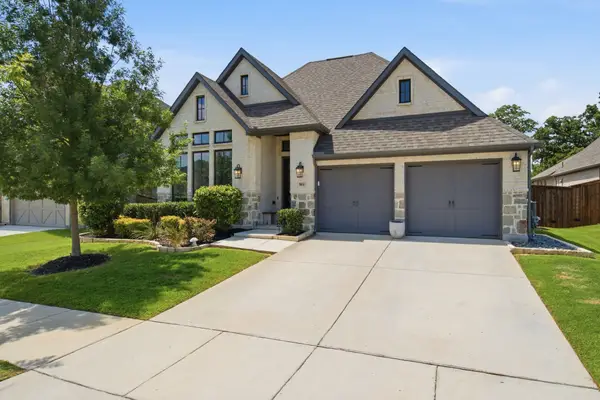 904 Fallbrook Avenue, Denton, TX 76210