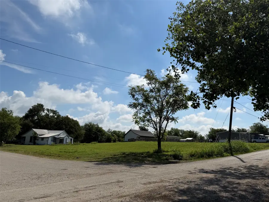 503 E Dobkins Street, Dublin, TX 76446 - #3