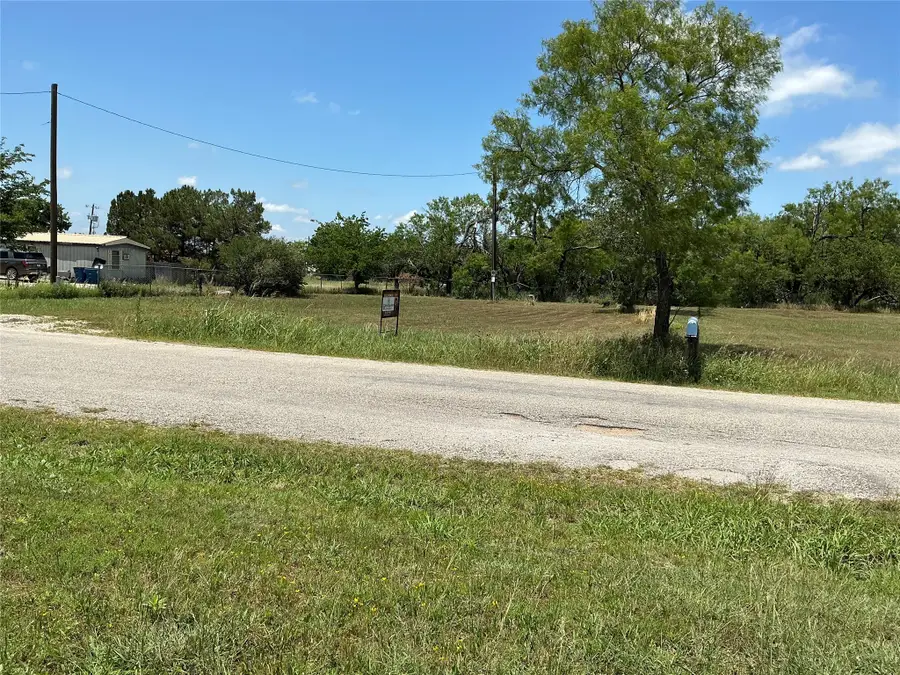 201 NE 22nd Street, Cisco, TX 76437 - #3