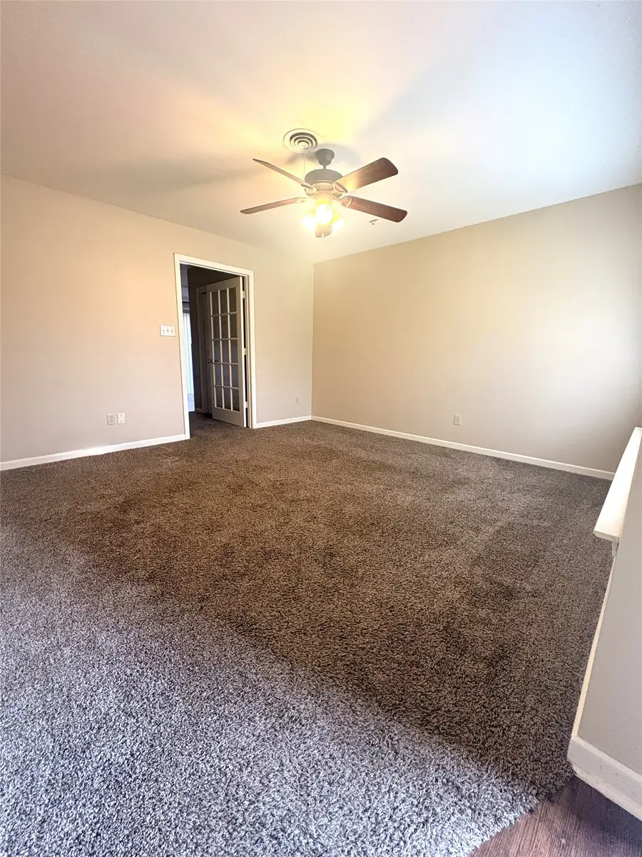 1300 Royal Oaks Drive, Waco, TX 76710 - #2