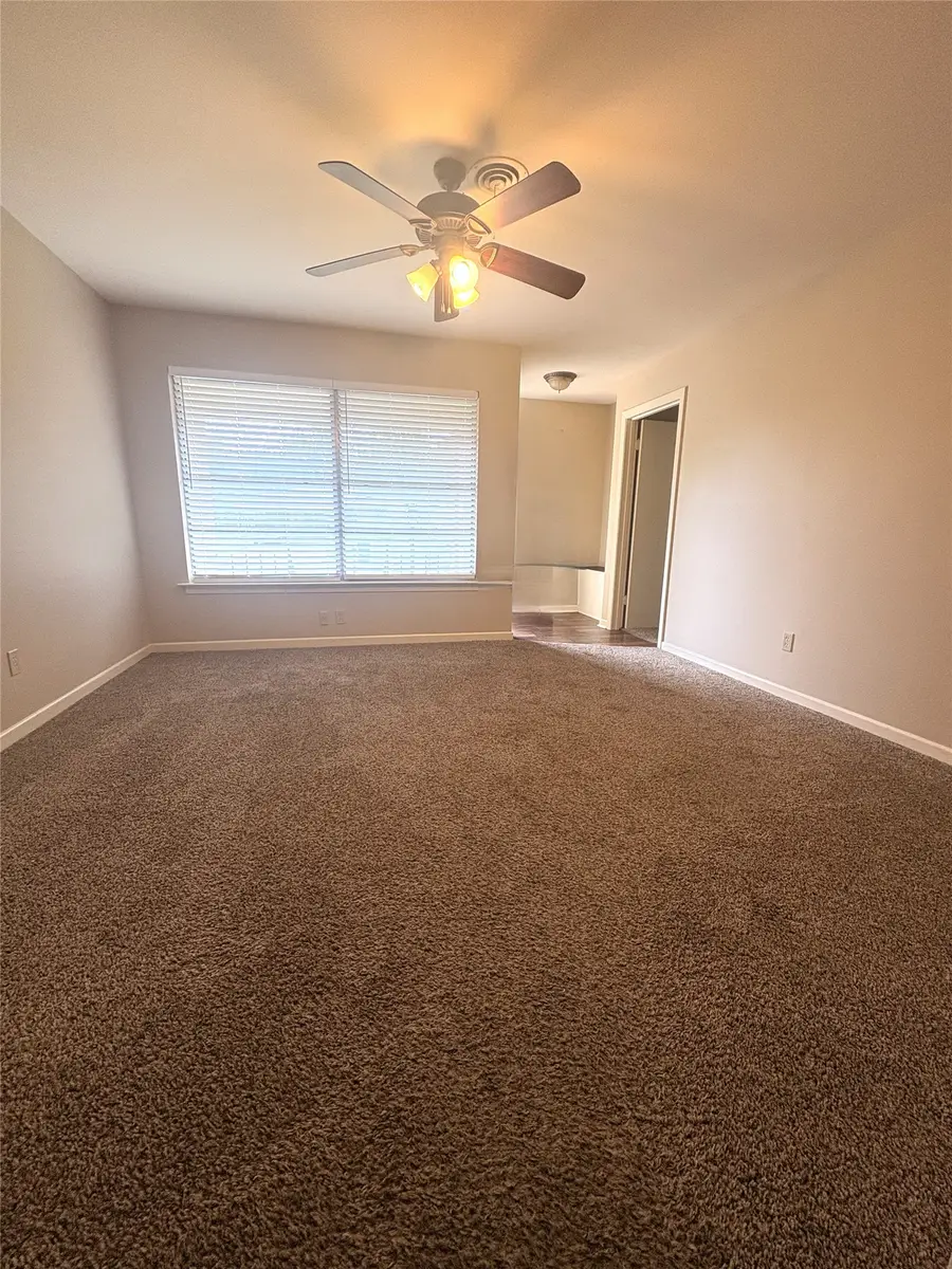 1300 Royal Oaks Drive, Waco, TX 76710 - #3