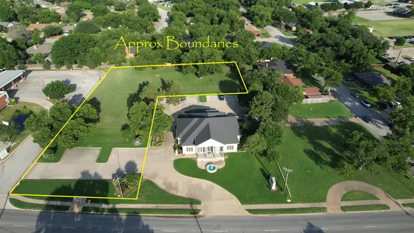 1250 Santa Fe Drive, Weatherford, TX 76086