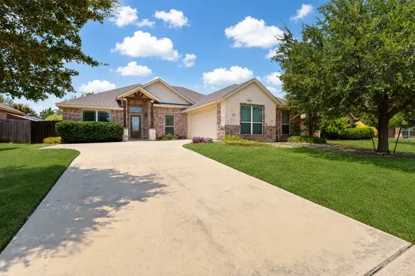 215 Newcastle Street, Waxahachie, TX 75165