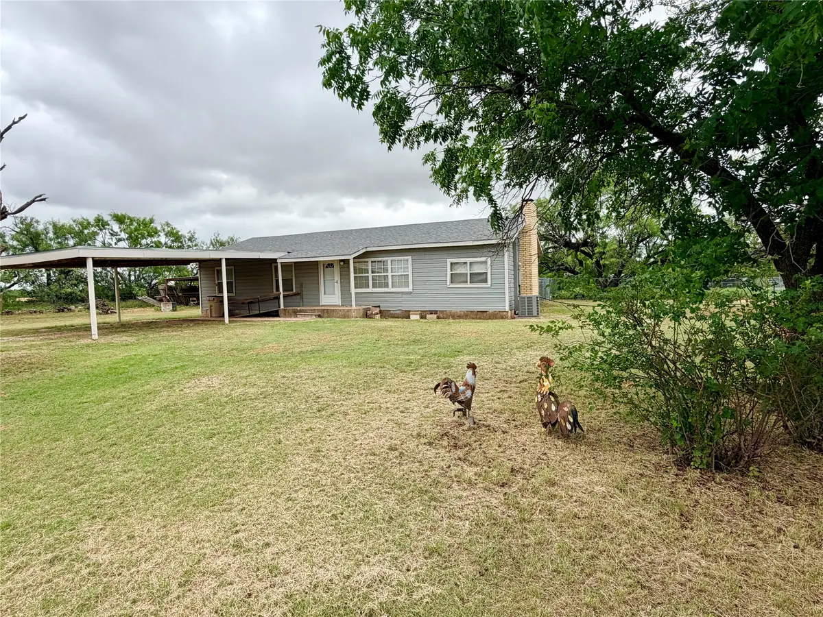 649 Mccartney Lane, Tye, TX 79563 - #1