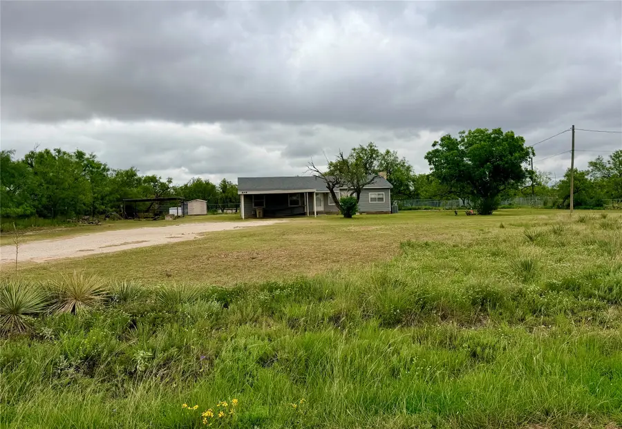 649 Mccartney Lane, Tye, TX 79563 - #2