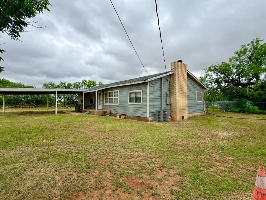 649 Mccartney Lane, Tye, TX 79563 - #3