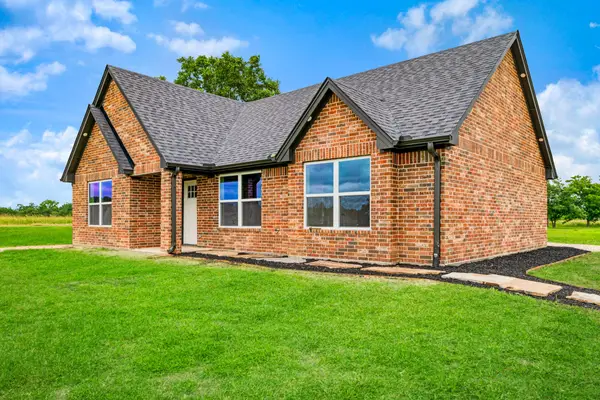 19 Private Road 35995, Powderly, TX 75473