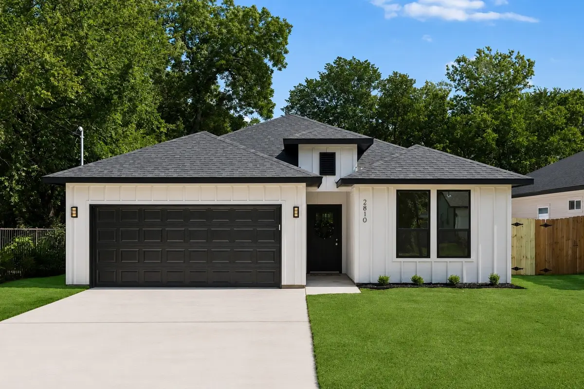 2810 Gillespie Street, Greenville, TX 75401 - #1
