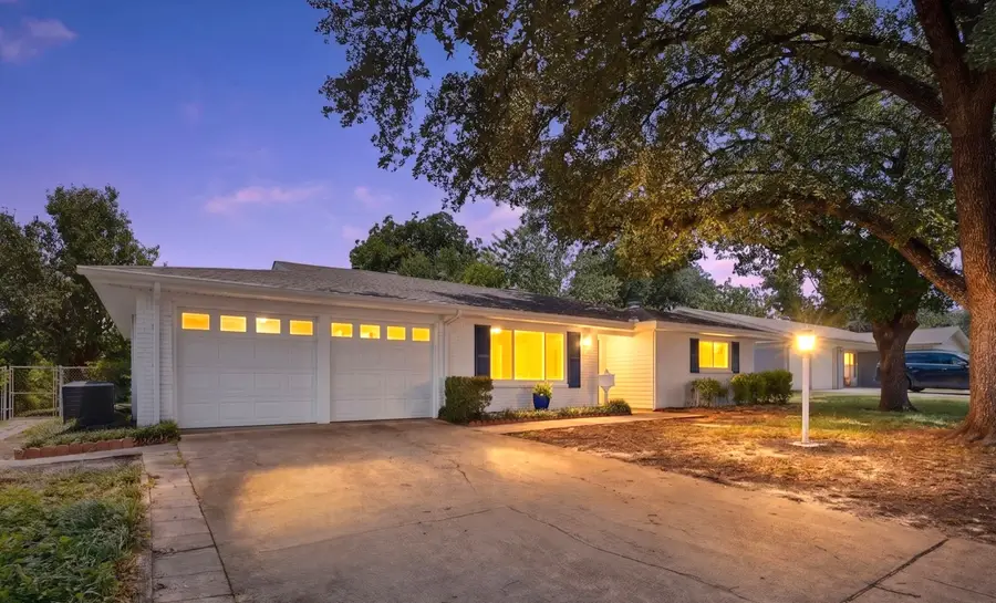 216 Bellvue Drive, Fort Worth, TX 76134 - #2