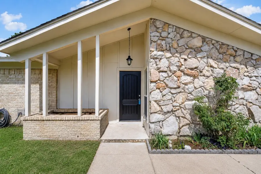 2102 Jeannette Court, Arlington, TX 76010 - #2