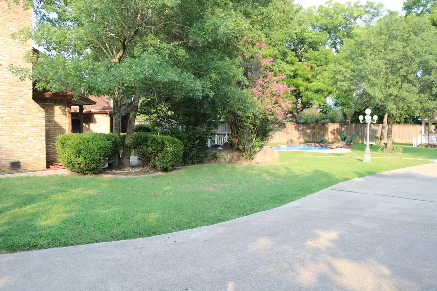 3010 Saint Lo, Irving, TX 75060 - #3