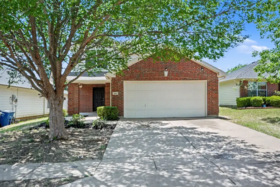 1966 Courtside Drive, Grand Prairie, TX 75051 - #2