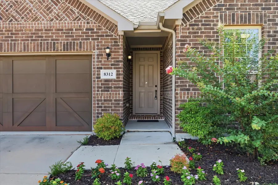 8312 Pine Meadows Drive, Fort Worth, TX 76244 - #2