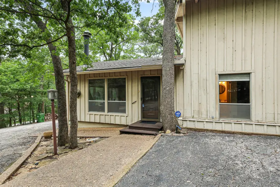 275 Lakecrest Drive, Pottsboro, TX 75076 - #2