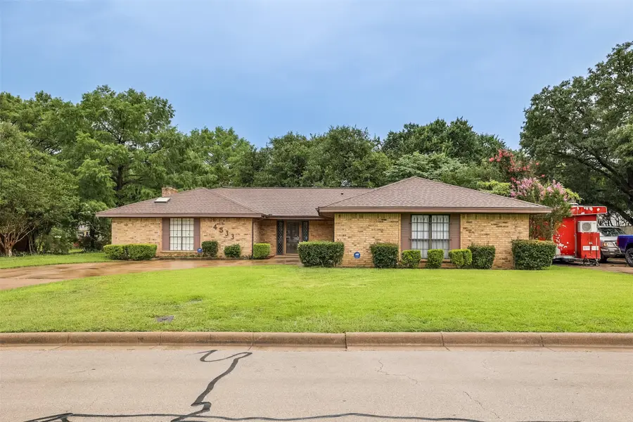 4533 Cinnamon Hill Drive, Fort Worth, TX 76133 - #2