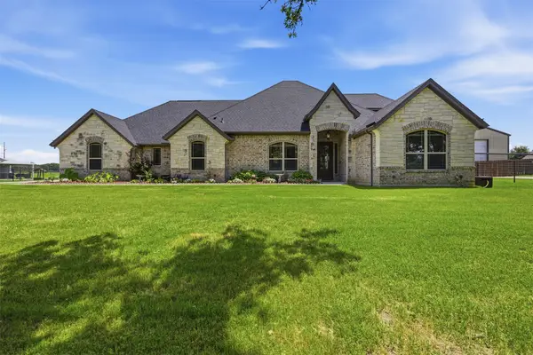 3216 Knob Road, Springtown, TX 76082