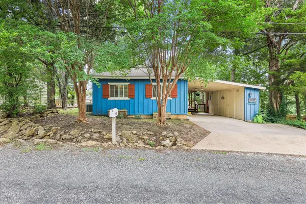 61 Windsor Drive, Pottsboro, TX 75076