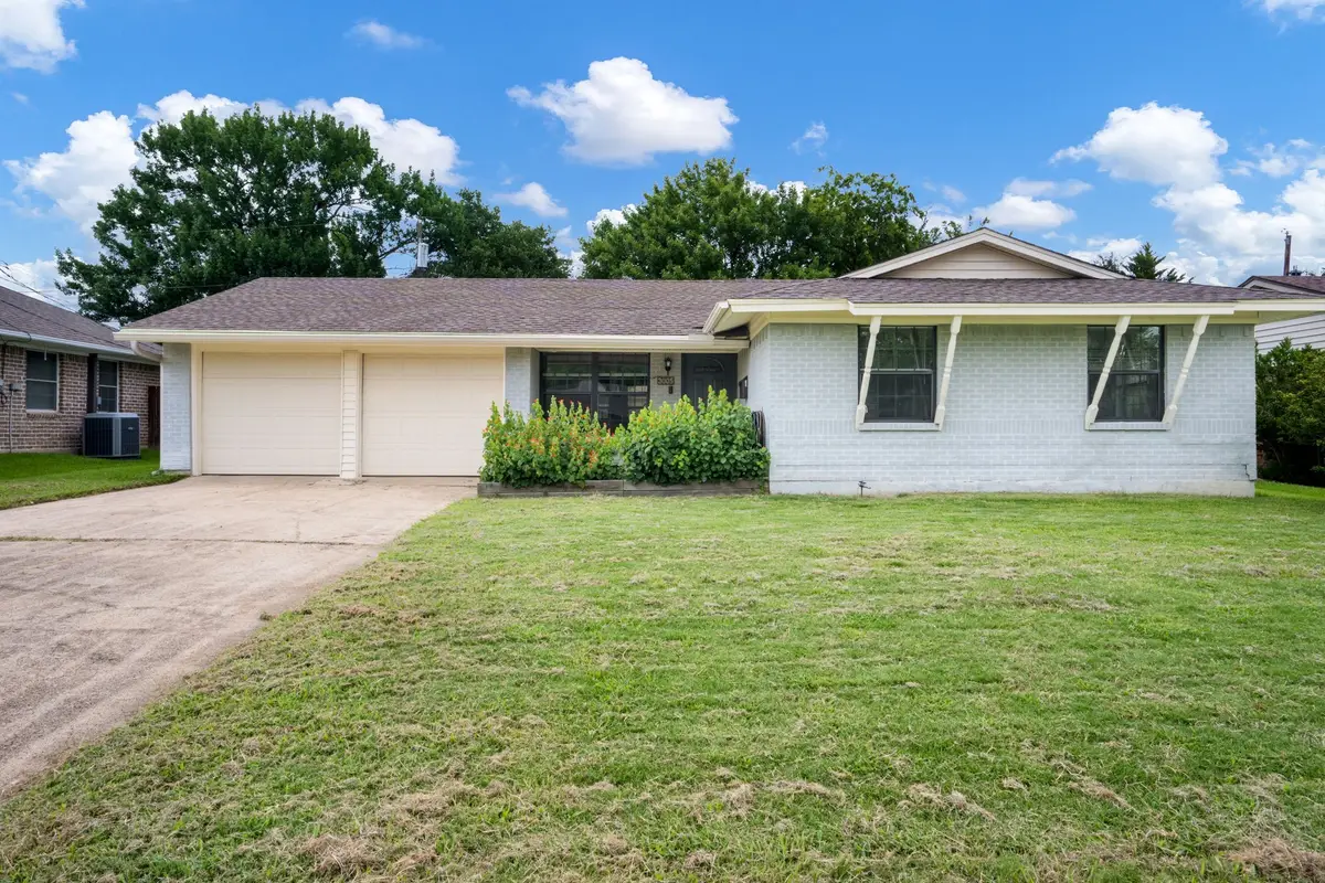 3005 Cameo Lane, Farmers Branch, TX 75234 - #1