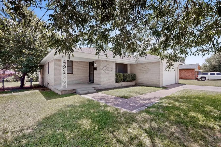 8636 Greenmound Avenue, Dallas, TX 75227 - #3