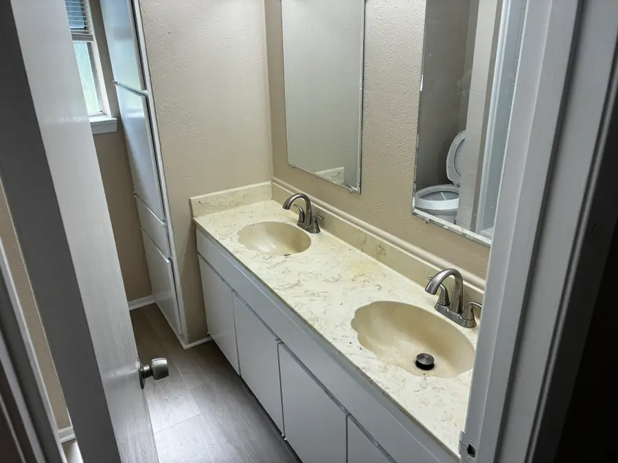 1610 Avenue A, Grand Prairie, TX 75051 - #3