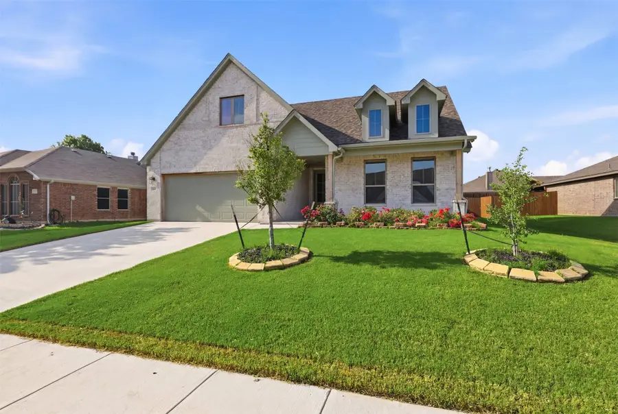 625 Mooney Drive, Saginaw, TX 76179 - #2